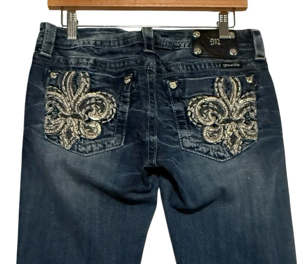 Y2k Miss Me Jeans VTG Low Rise SIZE 29 Fleur De Lis Whiskered Fadeed Bootcut Wmn